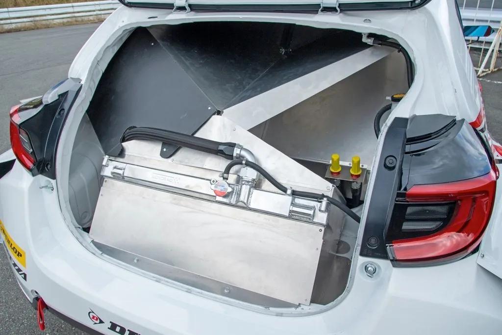 丰田gr雅力士改装拉力赛,丰田雅力士gr雪天漂移