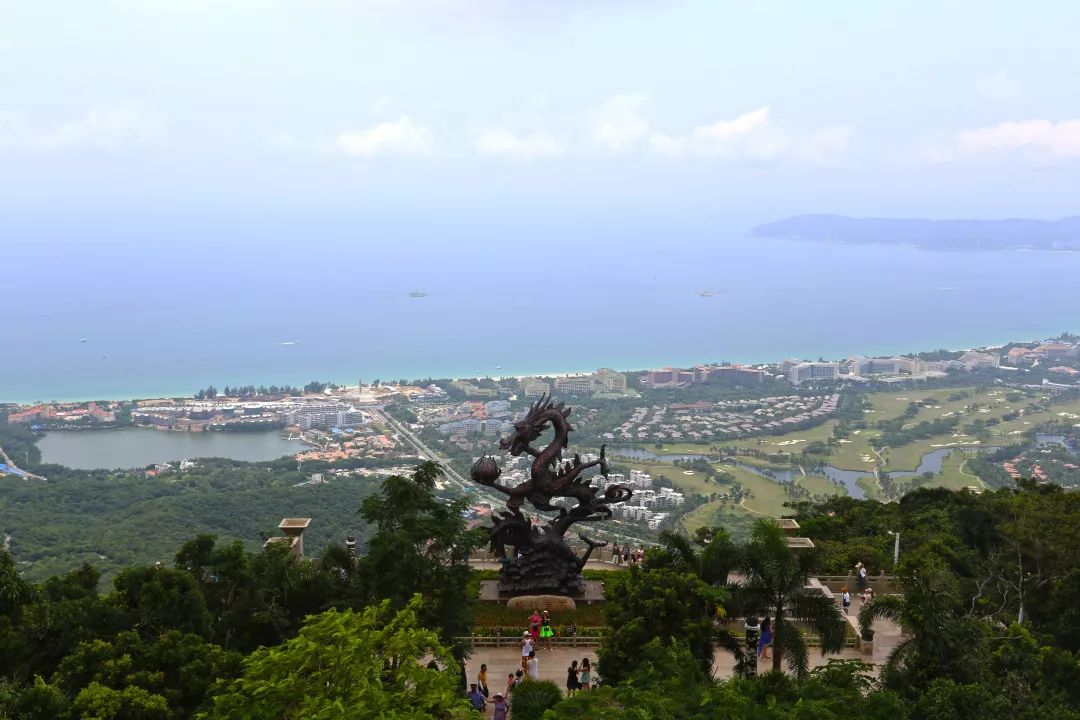 城市酒店好还是民宿好,度假酒店与城市酒店
