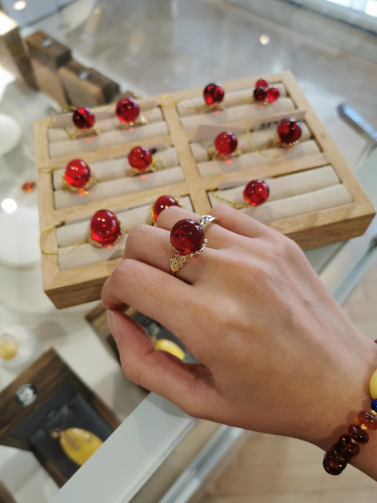 深化经贸往来注入互利合作新动能,深化中日韩经贸合作亟需新动能