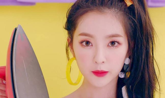 长期化妆和长期素颜哪个对皮肤好,经常化妆和长期素颜的女生