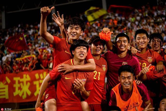 我是个U23球员,2018年过去了,我一点也不怀念它