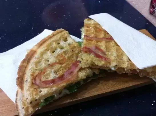 意大利留学博洛尼亚欧亚学院,意大利都灵理工留学