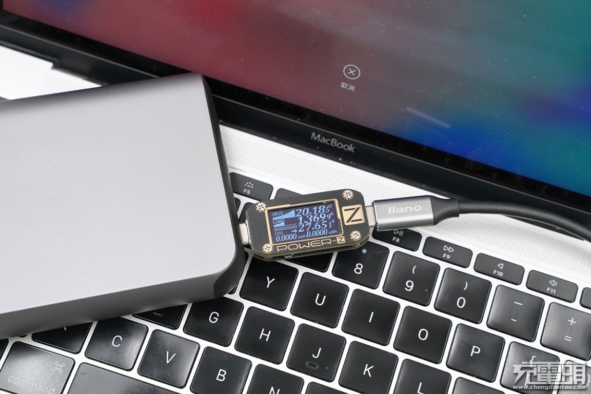 绿巨能充电器快充测评,绿巨能22.5瓦充电器