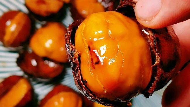 板栗去壳绝招视频,如何一秒钟给板栗去壳