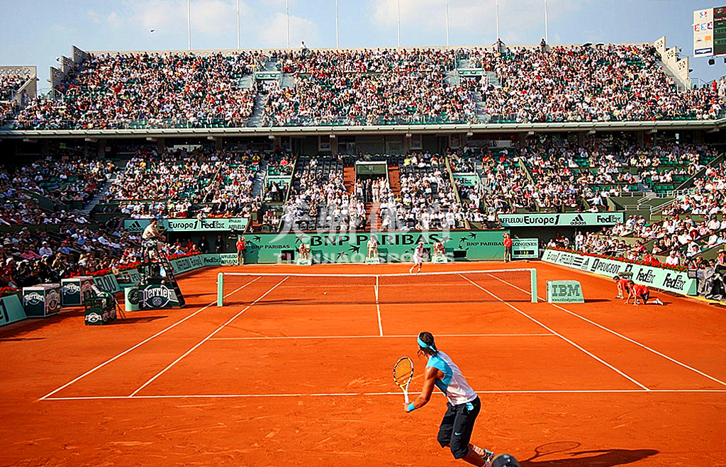 天骄羽毛球场,天骄体育网球场红土