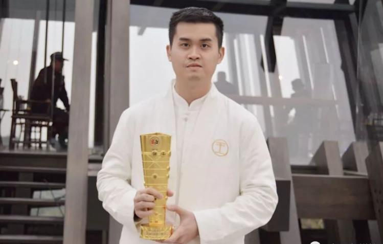 等级分是如何计算的？王天一输给相差200分的棋手会丢多少分？