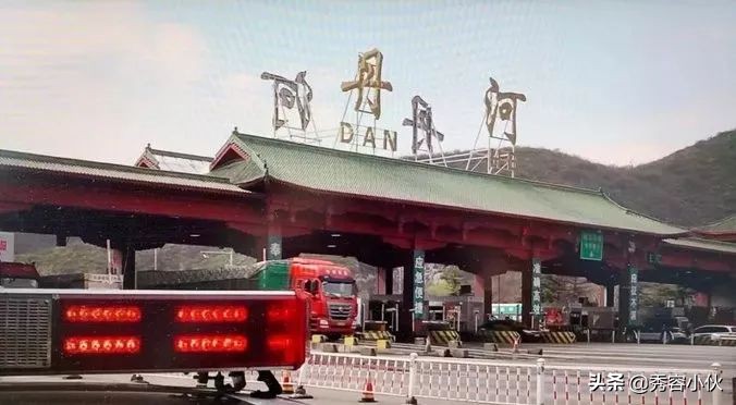 山西有个什么假可以休三十天,山西省年休假规定满40岁休15天