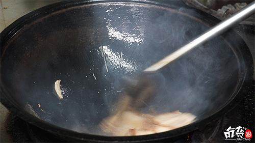 南阳正宗铁锅焖面,南阳焖面哪家最好吃