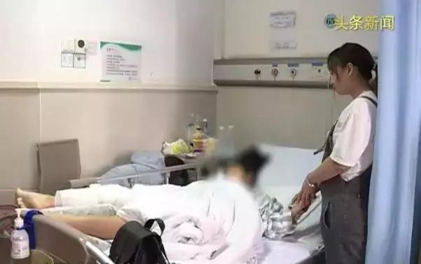 酒店浴室玻璃爆裂8岁小孩,小孩洗浴摔倒事件