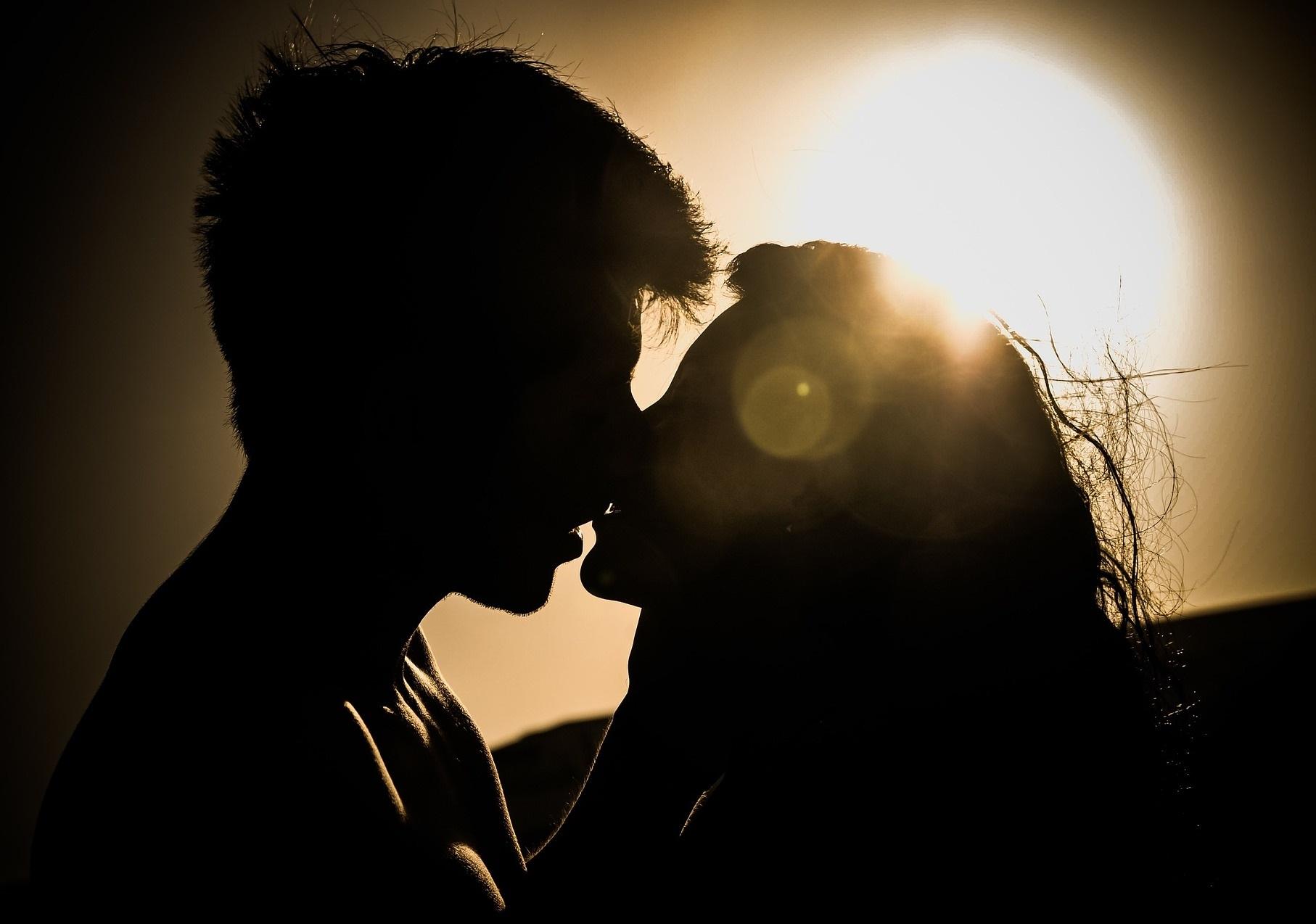 人类存在费洛蒙吗,浓缩费洛蒙真能吸引异性吗