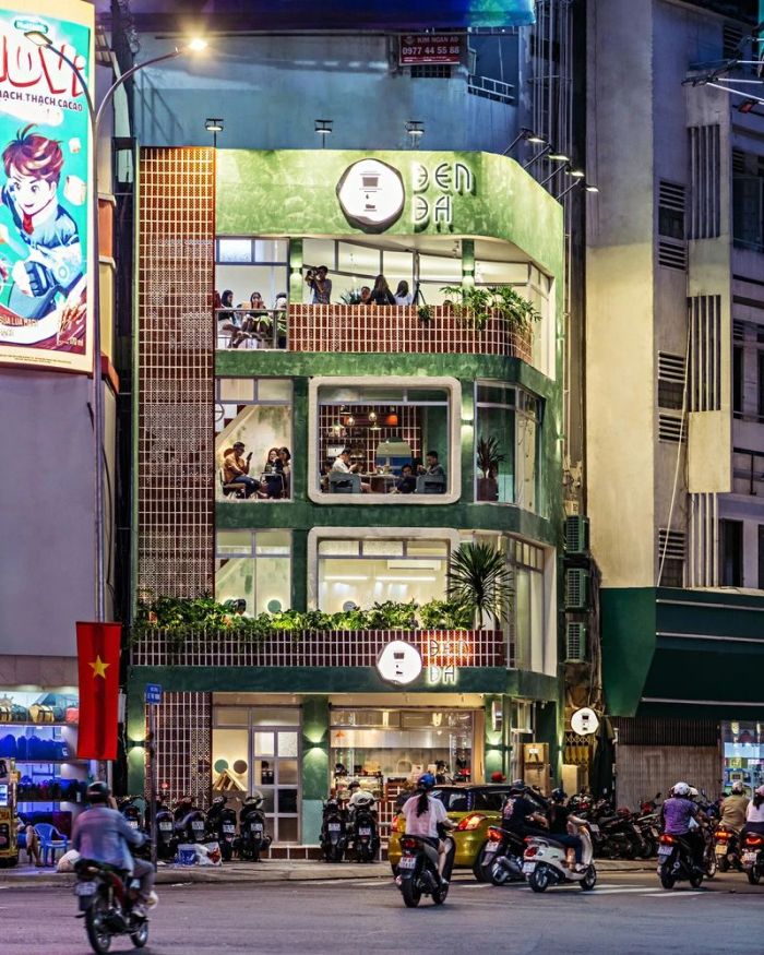 咖啡馆的闲暇时光,咖啡馆里惬意美好的时光