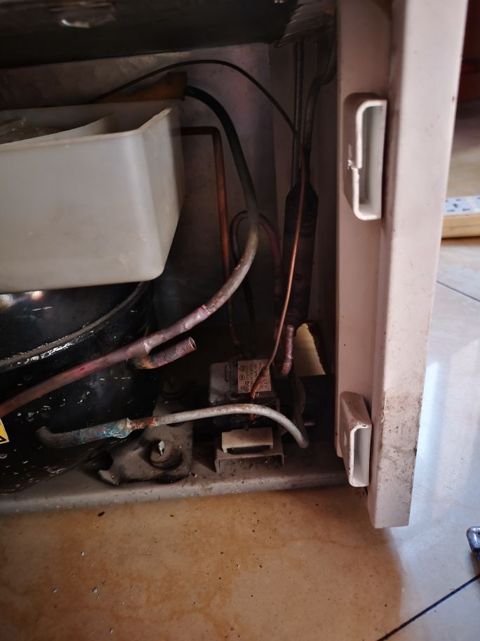 西门子冰箱不冷冻是咋回事,西门子冰箱不冷冻的原因