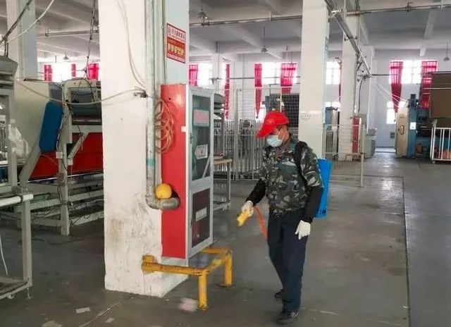 疫情期间的三座大山,三座大山抗击疫情