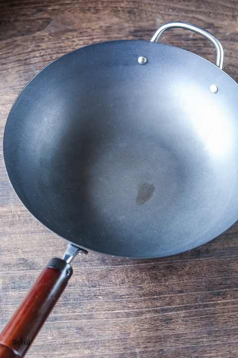 铁锅怎样开锅最简单方法小视频,铁锅重新开锅的正确方法不粘锅