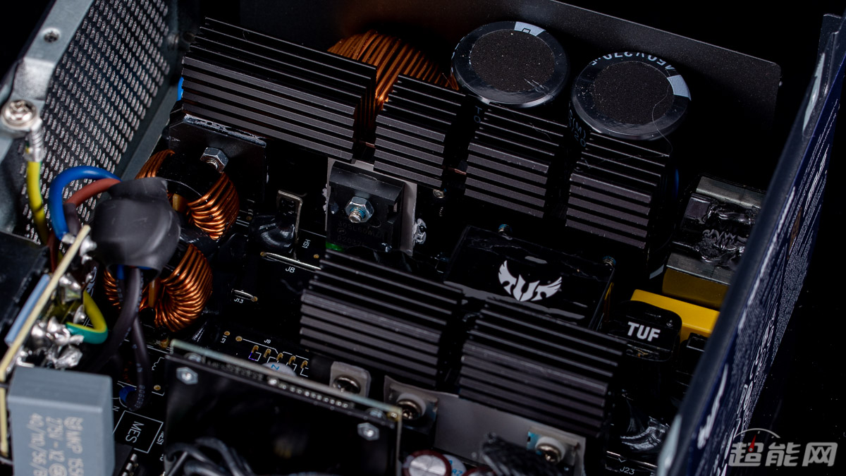 华硕tufb450m-plusgaming怎么样,华硕tuf突击手750w电源谁代工的