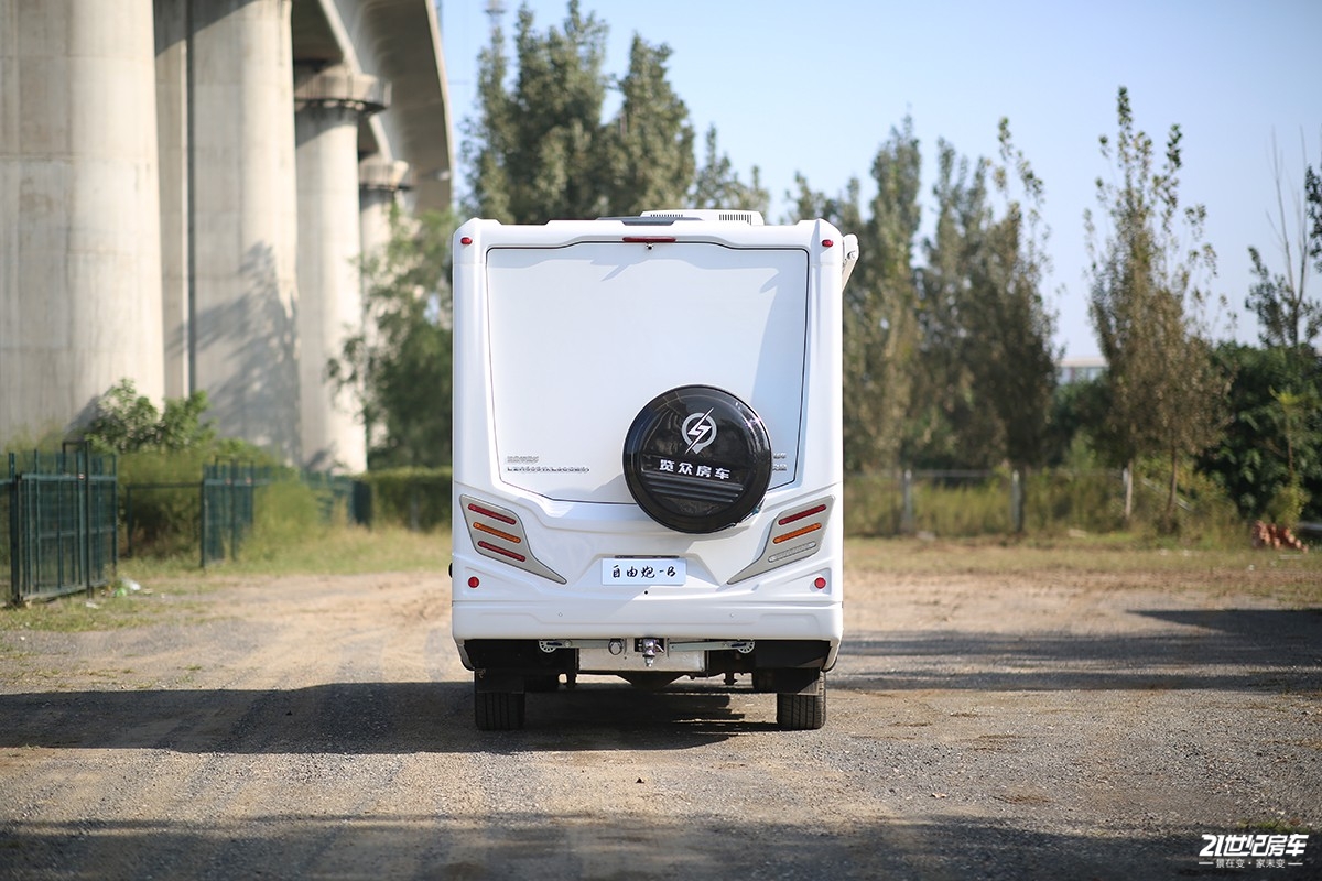 览众自由炮皮卡b型房车价格,2024款览众自由炮房车测试