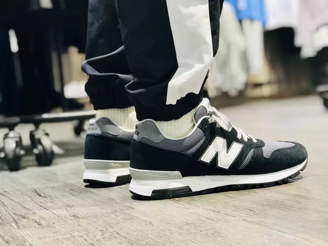 球场也是商场,球场是男人的战场