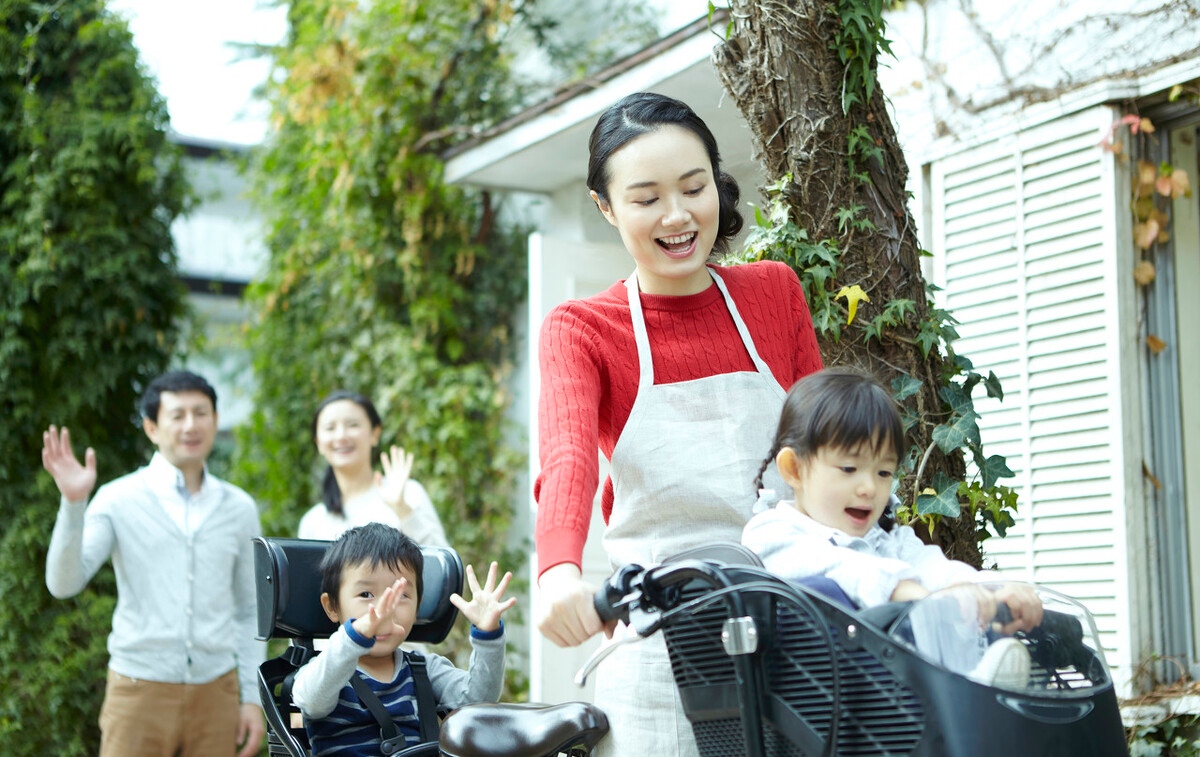 美宝旅行证能在国内换吗,美宝旅行证为什么要在第三国更换
