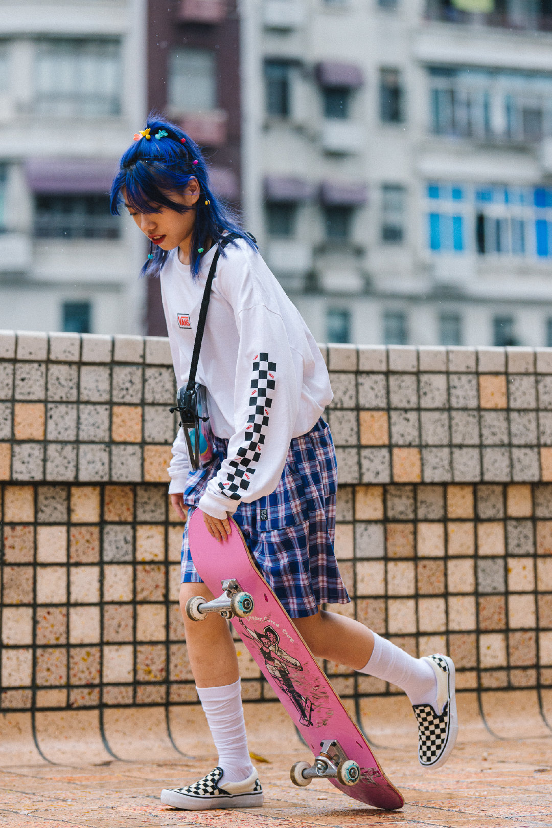 棋盘格女孩,棋盘格元素天生自带酷感