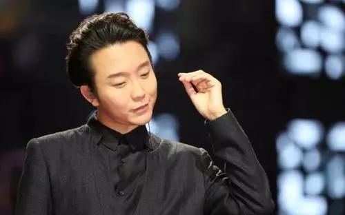 哪一首歌最能代替你的青春,哪首歌曲能代表你的青春