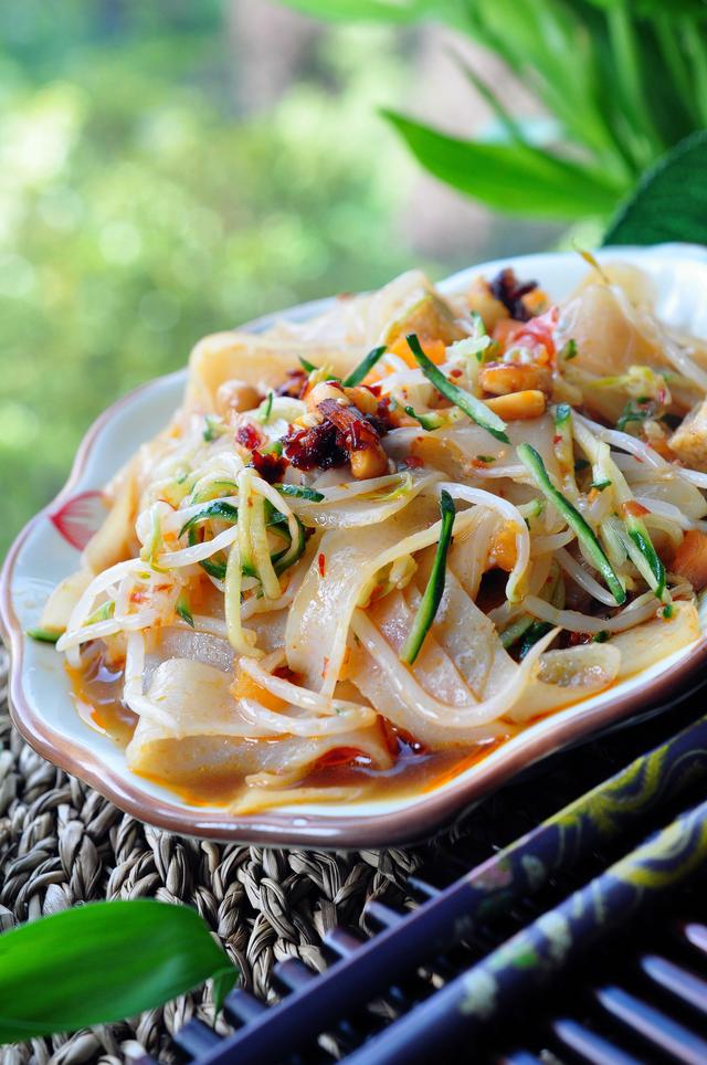 自制凉皮有劲道,懒人凉皮怎么做才筋道不断裂