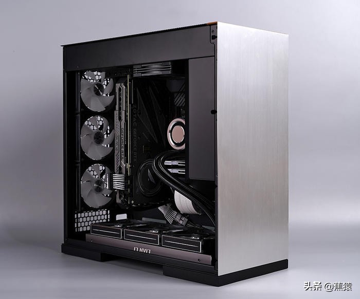 几何未来机箱m2,几何未来机箱4090