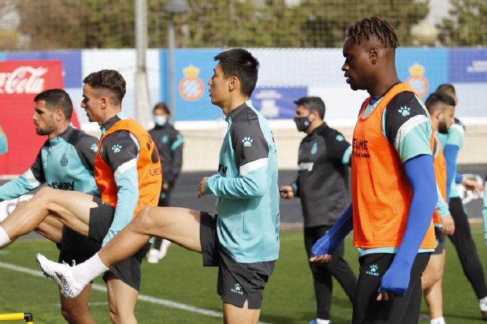 武磊是在第几分钟被换上场的,武磊出场时间