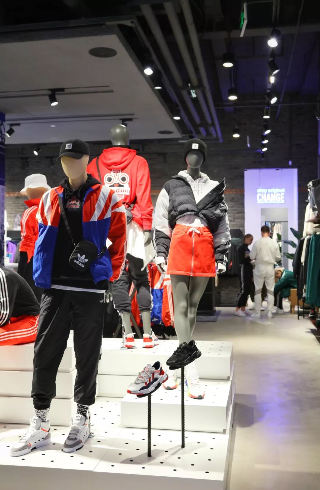 adidas三叶草时装,adidas三叶草夏季上新