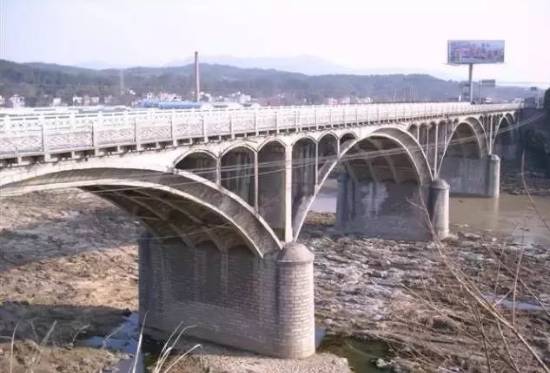 桥梁全长名词解释,桥梁名词解释