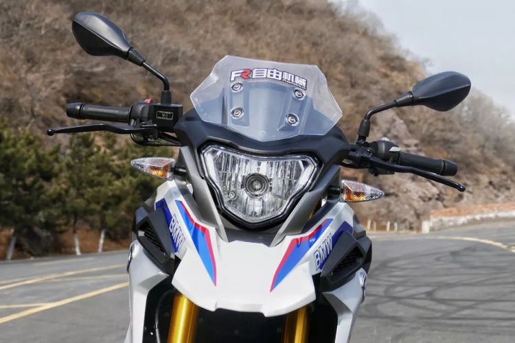 宝马水鸟310gs第一视角,宝马水鸟310gs适合多高的人