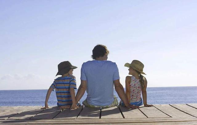 孩子模仿期该如何引导,孩子模仿家长坏习惯真实例子