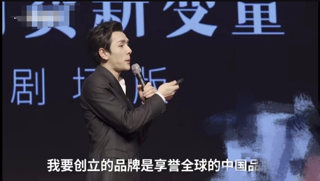 李佳琦讨论行业,李佳琦早期采访视频三观真的很正