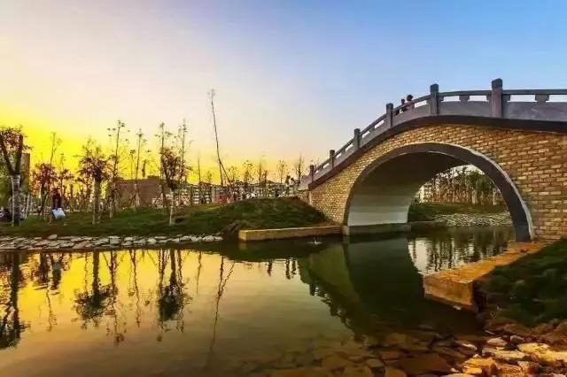 上海地铁沿线景点全部免费,上海地铁11号线上海赛车场