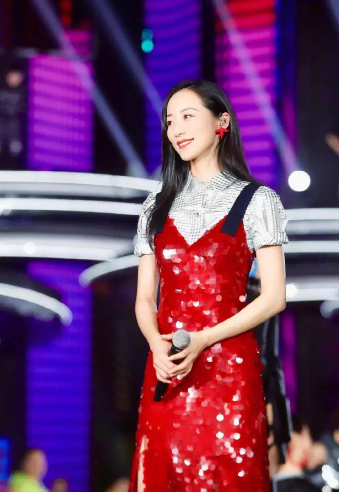 全网都在找的口红色号,春晚口红色号是兰蔻196吗