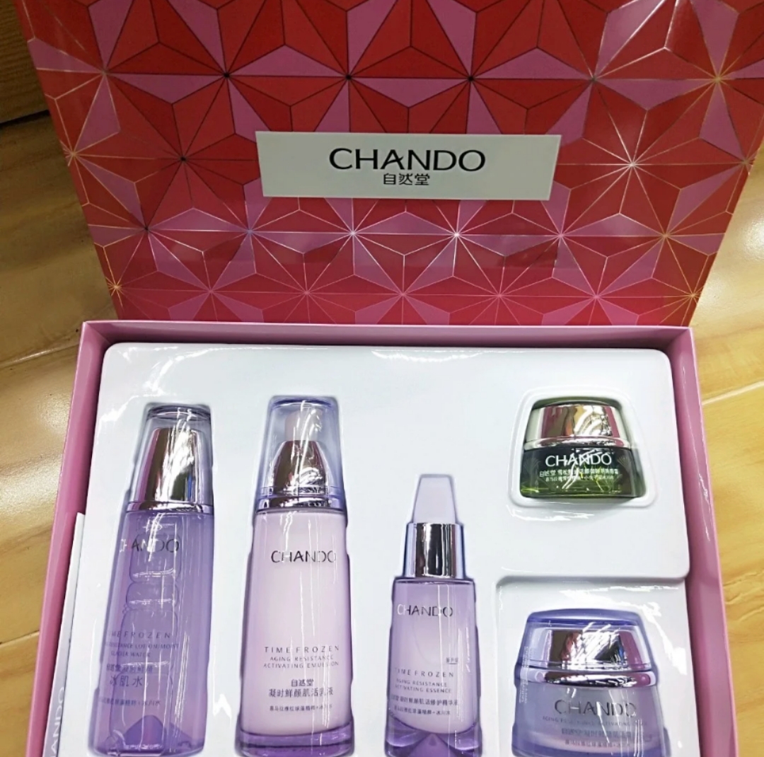 百雀羚水乳哪款超补水,百雀羚哪款水乳清爽不油腻