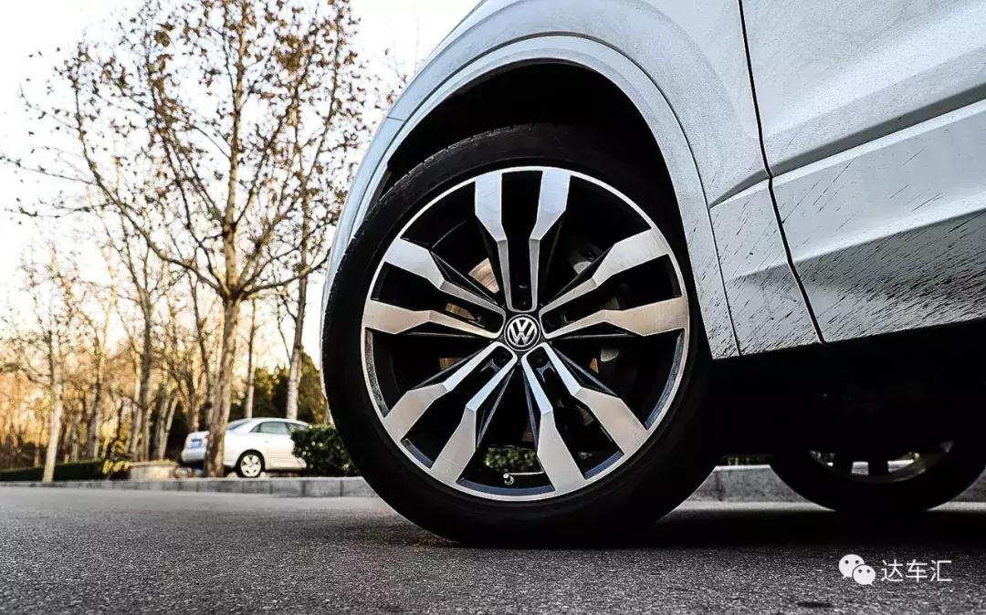 途锐挑战,大众途锐顶配百万级高端suv