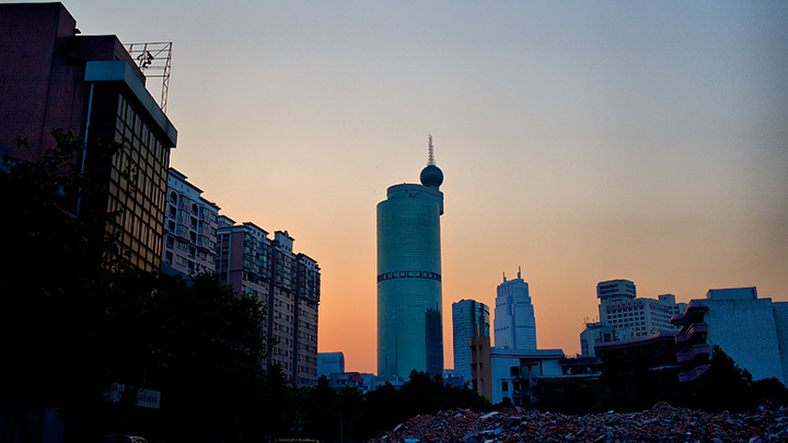 红星影院、英聚酒楼、水上关帝庙......佛山地标你还记得几个？