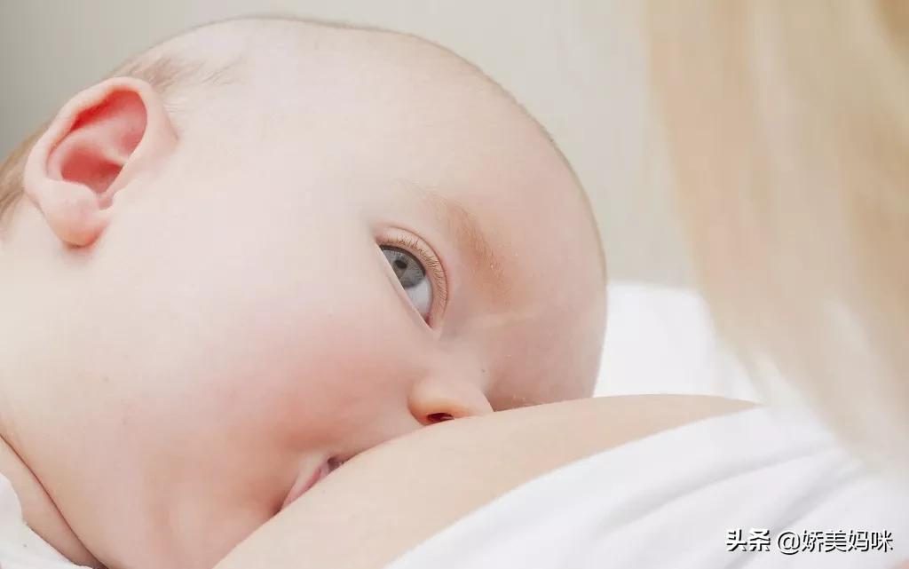 产后哺乳胸下垂怎么办,产后哺乳导致胸部下垂干瘪