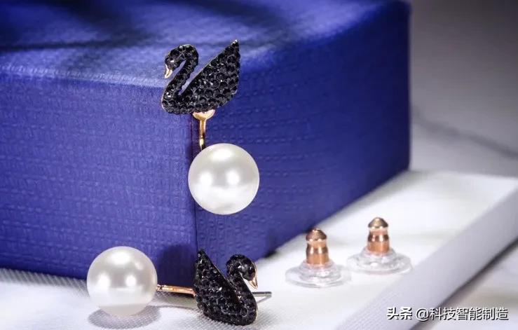 施华洛世奇水晶和玻璃的区别,施华洛世奇人造水晶价值