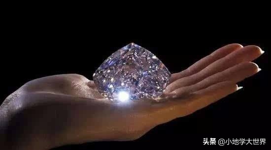 周生生六福珠宝和周大福哪个好,六福珠宝周大生周大福有什么差别