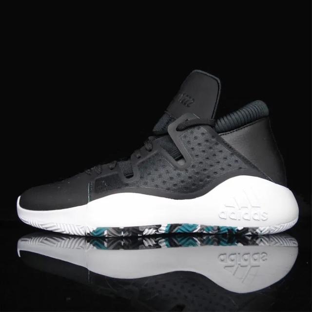 阿迪达斯probounce2018实战,阿迪达斯superstar可以实战