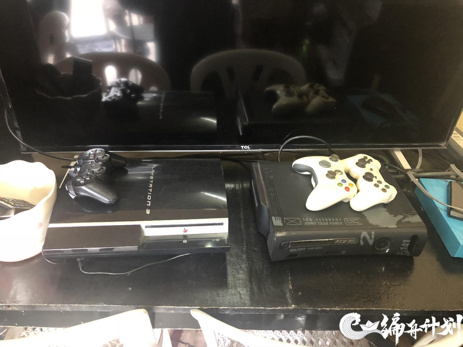 在菲律宾，他们交不起话费，但他们还在玩游戏