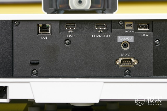 真正的无边框全屏电视机,超薄屏幕无边框电视