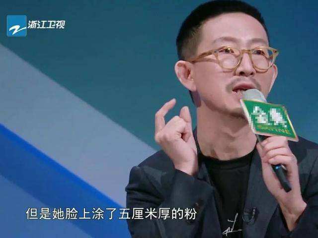 萨顶顶是真的假唱了吗,萨顶顶假唱是故意的吗