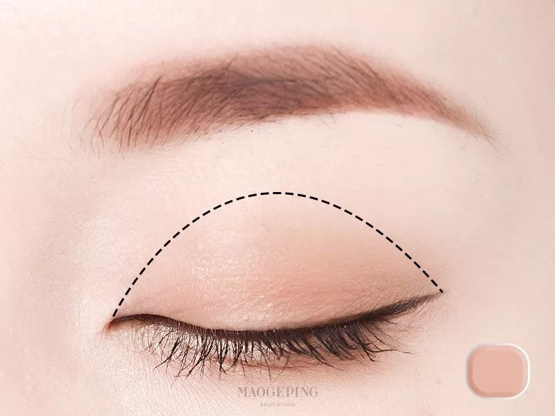 眼影的画法新手简单自然,眼线眼影的画法新手教程