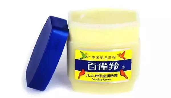 百雀羚联名故宫,百雀羚上新了故宫联名