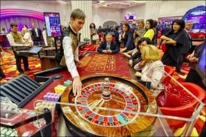 致敬何鸿燊,纪念赌王何鸿燊先生