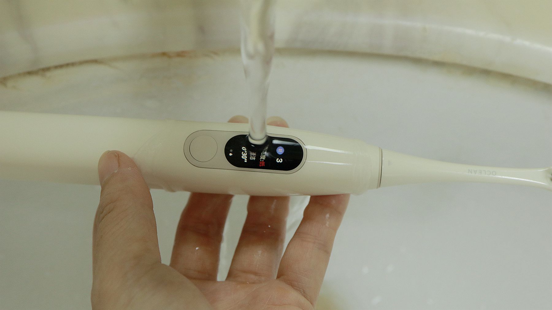 牙刷电动和普通推荐,便宜电动牙刷与贵的电动牙刷测评