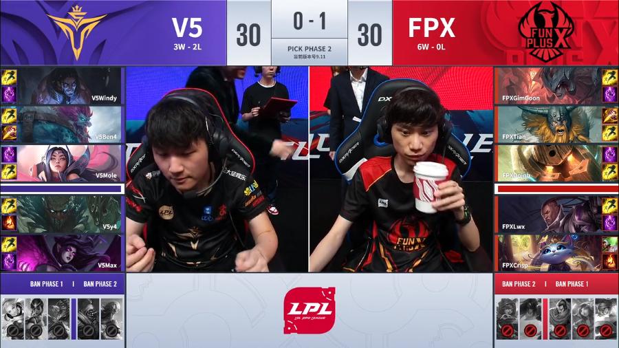 y4派克出奇效,一波团战帮助V5扭转局势,管泽元:派克理财有奇效