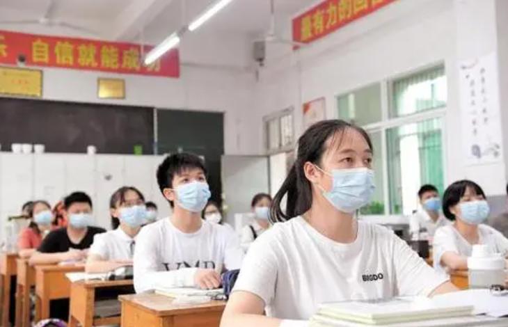 预计全国各地2021年参加高考人数,全国高考人数2021上本比例